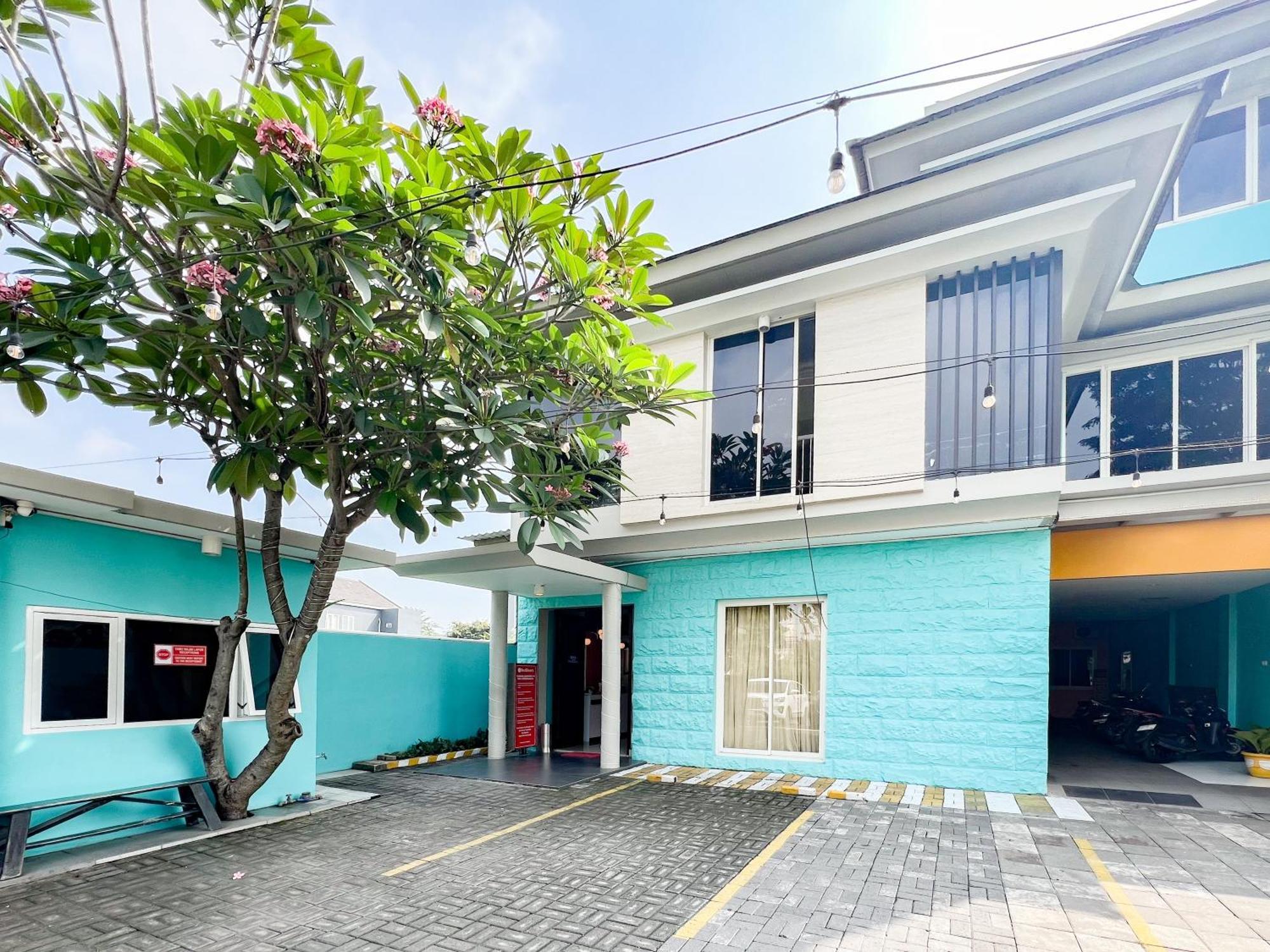 Sans Stay Bukit Palma Citraland Surabaia Exterior foto